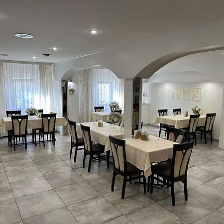 Golden Golem Hotel & Spa 프라하 외부 사진