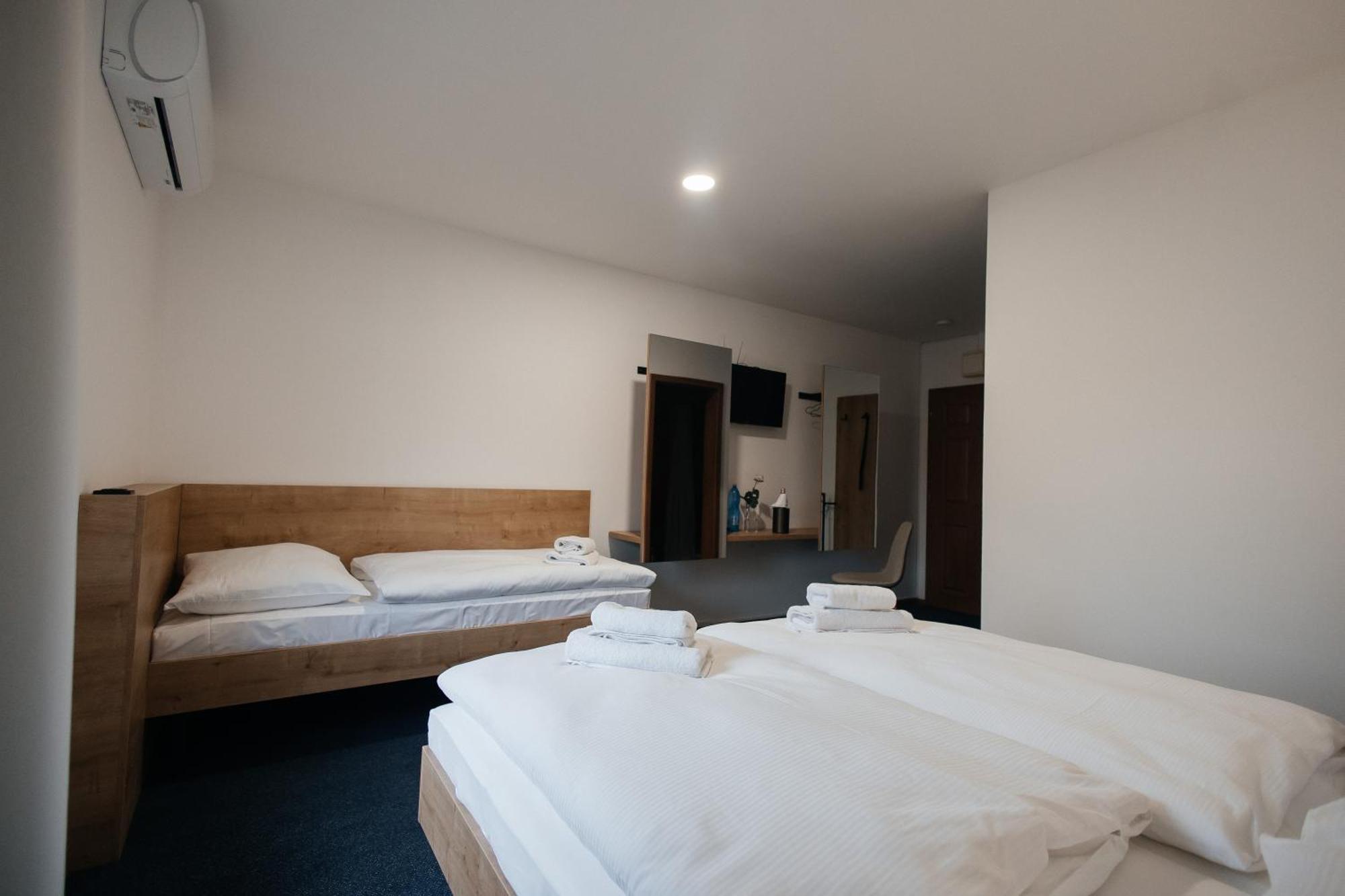 Golden Golem Hotel & Spa 프라하 외부 사진