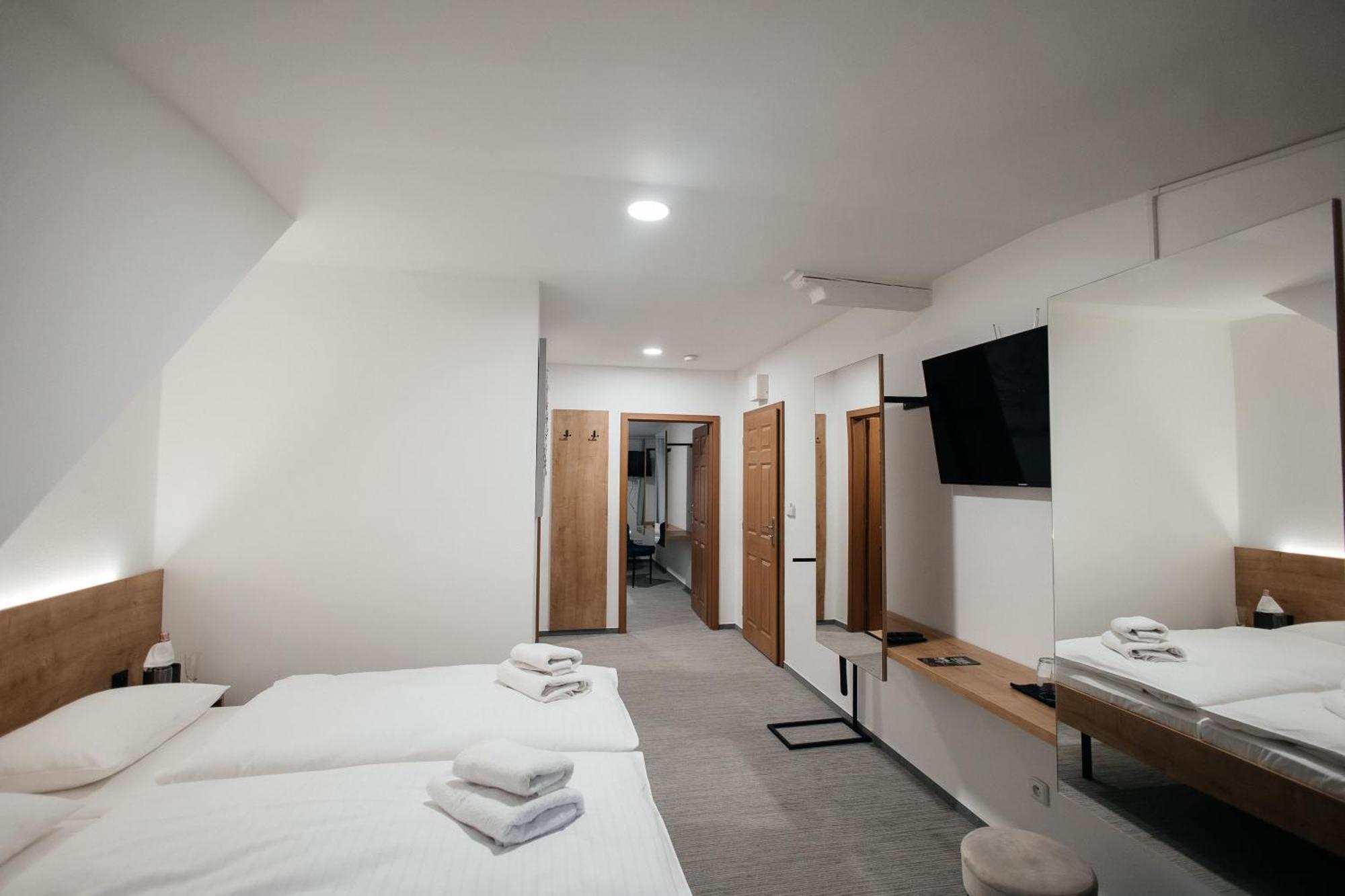 Golden Golem Hotel & Spa 프라하 외부 사진